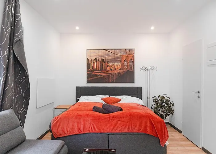 King 10 Mins Walk From Downtown *